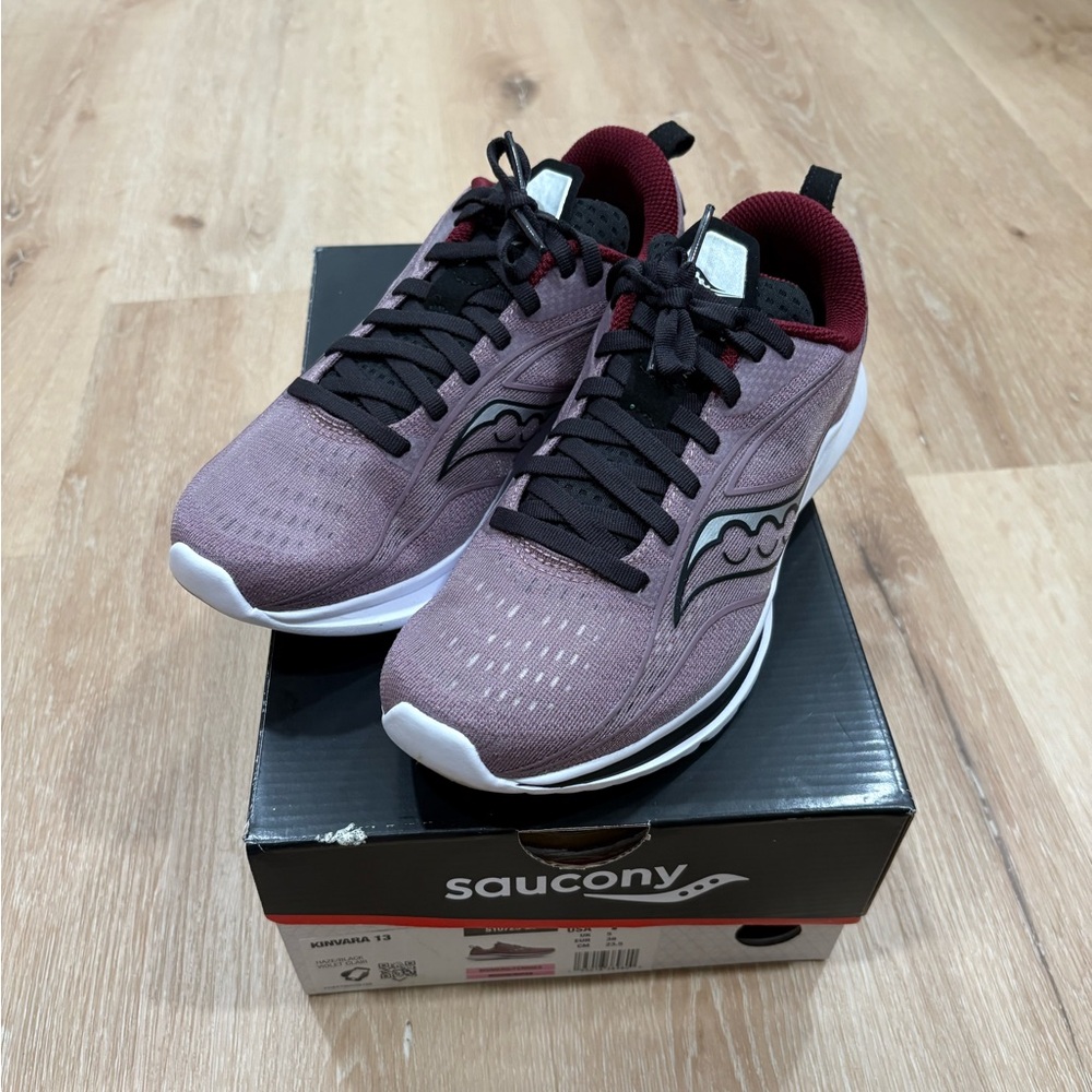 Saucony Kinvara 13 Running Shoes Women’s Size 7